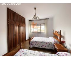 SE VENDE PISO DE TRES HABITACIONES CON GARAJE EN PORTO DO SON.