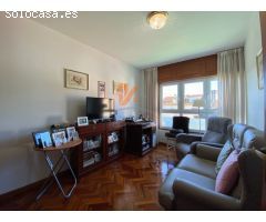 EXCLUSIVO CHALET CON PISCINA EN VENTA EN CACHEIRAS, TEO