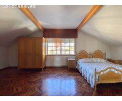 EXCLUSIVO CHALET CON PISCINA EN VENTA EN CACHEIRAS, TEO