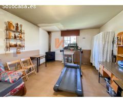 EXCLUSIVO CHALET CON PISCINA EN VENTA EN CACHEIRAS, TEO
