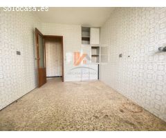 PISO CON TERRAZA Y JARDÍN EN SAN LÁZARO
