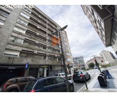 APARTAMENTO DE DOS HABITACIONES EN VENTA EN SANTIAGO DE COMPOSTELA.