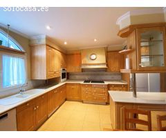 OPORTUNIDAD ÚNICA EN EL ENSANCHE! Piso de 4 habitaciones exterior en Santiago de