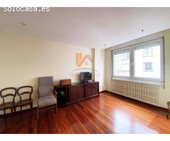 OPORTUNIDAD ÚNICA EN EL ENSANCHE! Piso de 4 habitaciones exterior en Santiago de