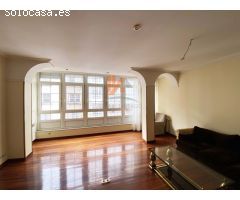 OPORTUNIDAD ÚNICA EN EL ENSANCHE! Piso de 4 habitaciones exterior en Santiago de
