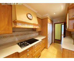 OPORTUNIDAD ÚNICA EN EL ENSANCHE! Piso de 4 habitaciones exterior en Santiago de