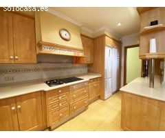 OPORTUNIDAD ÚNICA EN EL ENSANCHE! Piso de 4 habitaciones exterior en Santiago de
