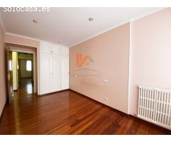 OPORTUNIDAD ÚNICA EN EL ENSANCHE! Piso de 4 habitaciones exterior en Santiago de