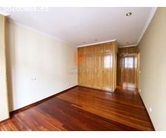 OPORTUNIDAD ÚNICA EN EL ENSANCHE! Piso de 4 habitaciones exterior en Santiago de