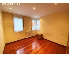OPORTUNIDAD ÚNICA EN EL ENSANCHE! Piso de 4 habitaciones exterior en Santiago de