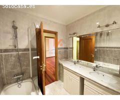 OPORTUNIDAD ÚNICA EN EL ENSANCHE! Piso de 4 habitaciones exterior en Santiago de