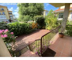 Chalet en Urbanización con piscina