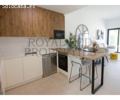 Moderno parque residencial en un ambiente de pueblo pequeño