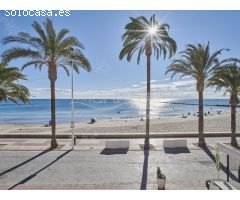Casa independiente adosada en Venta en Primera línea del Paseo Marítimo de El