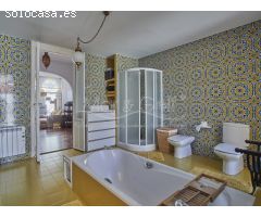 Casa independiente adosada en Venta en Primera línea del Paseo Marítimo de El