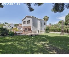 Chalet en Venta en segunda línea de la Playa de Muchavista
