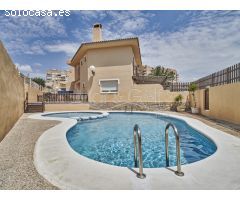 Adosado en Venta con Vistas al Mar en El Campello