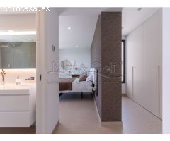 Exclusiva Villa de Lujo Amueblada en Venta con Vistas al Mar en Altea