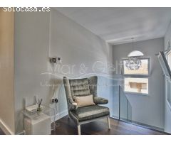 Espectacular Chalet en Venta con Piscina y Sala de Ocio en Arenales del Sol
