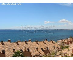Adosado Reformado en Venta con Apartamentos Anejos y Vistas al Mar en Cabo de