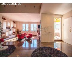 Exclusivo Ático en Venta con Vistas al Mar en Playa del Postiguet, Alicante