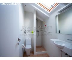 Exclusivo Ático en Venta con Vistas al Mar en Playa del Postiguet, Alicante