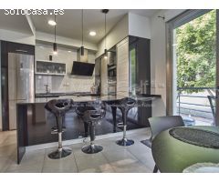 Chalet de Diseño Moderno en Venta en Primera Línea de Alicante Golf
