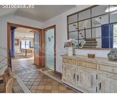 Gran chalet independiente estilo mediterráneo en venta en vistahermosa