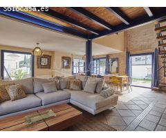 Gran chalet independiente estilo mediterráneo en venta en vistahermosa