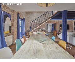 Gran chalet independiente estilo mediterráneo en venta en vistahermosa