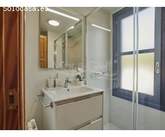 Gran chalet independiente estilo mediterráneo en venta en vistahermosa