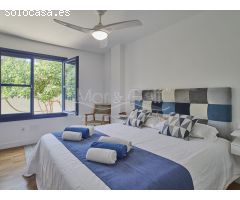 Gran chalet independiente estilo mediterráneo en venta en vistahermosa