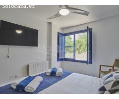 Gran chalet independiente estilo mediterráneo en venta en vistahermosa