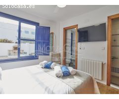 Gran chalet independiente estilo mediterráneo en venta en vistahermosa