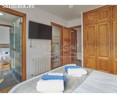 Gran chalet independiente estilo mediterráneo en venta en vistahermosa