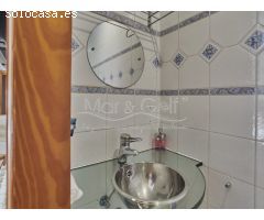 Gran chalet independiente estilo mediterráneo en venta en vistahermosa