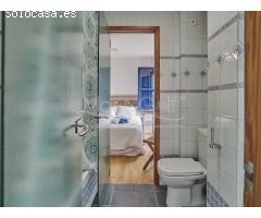 Gran chalet independiente estilo mediterráneo en venta en vistahermosa