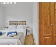 Gran chalet independiente estilo mediterráneo en venta en vistahermosa