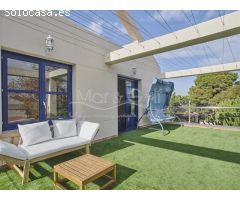 Gran chalet independiente estilo mediterráneo en venta en vistahermosa
