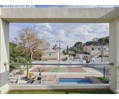 Gran chalet independiente estilo mediterráneo en venta en vistahermosa