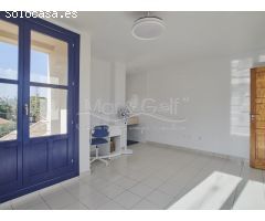 Gran chalet independiente estilo mediterráneo en venta en vistahermosa