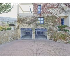 Gran chalet independiente estilo mediterráneo en venta en vistahermosa