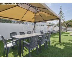 Gran chalet independiente estilo mediterráneo en venta en vistahermosa