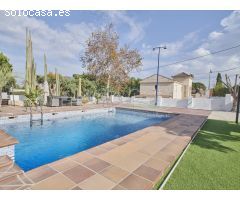 Gran chalet independiente estilo mediterráneo en venta en vistahermosa
