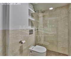 Chalet de Estilo Minimalista en Alquiler con Piscina Junto a La Calita en Cabo