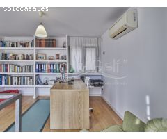 Chalet de Estilo Minimalista en Alquiler con Piscina Junto a La Calita en Cabo