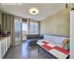 Bonito y moderno piso en venta con vistas al mar en playa Muchavista