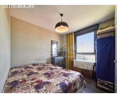 Bonito y moderno piso en venta con vistas al mar en playa Muchavista