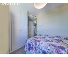 Bonito y moderno piso en venta con vistas al mar en playa Muchavista