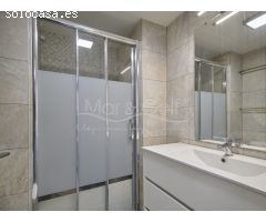 Bonito y moderno piso en venta con vistas al mar en playa Muchavista